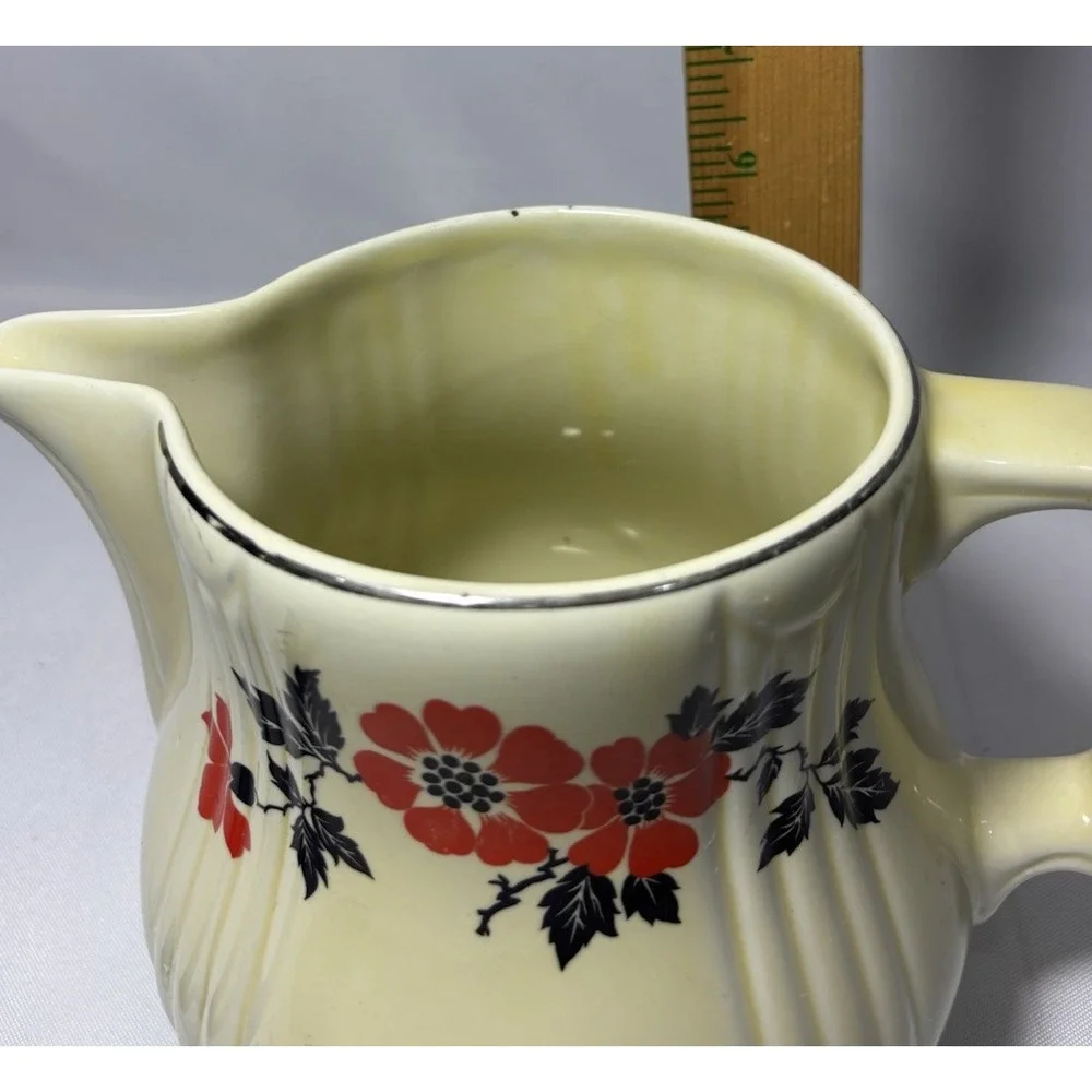 🌺Vintage Hall's Pitcher Superior Quality Red Poppy Kitchenware 2 Quart MCM